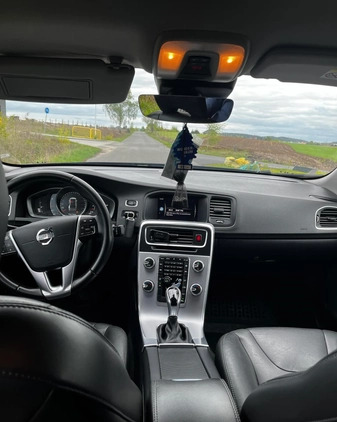 Volvo S60 cena 55000 przebieg: 88540, rok produkcji 2017 z Piła małe 137